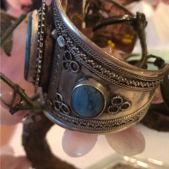 Vintage turquoise cuff - Picture 3 of 6